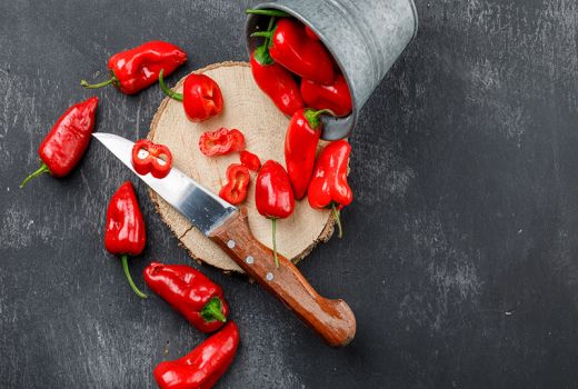 Simak, Tips Mengatasi Lidah Kesemutan Usai Makan Pedas - GenPI.co JATIM