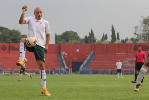 Persikmania Pasti Senang, 3 Legiun Asing Persik Kian Aduhai - GenPI.co JATIM