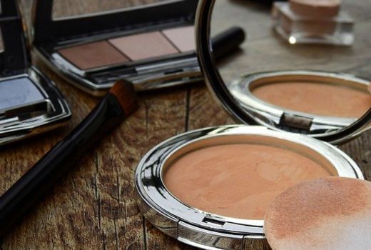Cara Membersihkan Spons Makeup, Mudah Banget Ternyata - GenPI.co JATIM