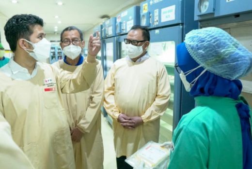 Wakil Gubernur Jatim Ajak Masyarakat Donorkan Plasma Konvalesen - GenPI.co JATIM