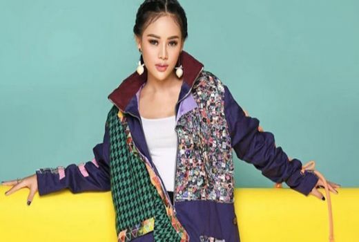 Model Anggie Jesey Salurkan Hobi Sehat Dengan Buka Tempat Fitnes - GenPI.co JATIM
