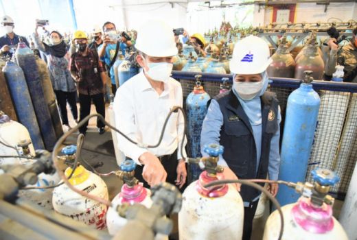 Pemprov Jatim Beri Solusi Kebutuhan Oksigen untuk Rumah Sakit - GenPI.co JATIM