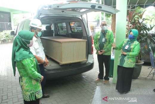 Pemkot Probolinggo Dapat Bantuan Peti Jenazah, ini Kata Sekda - GenPI.co JATIM