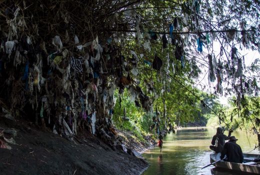 Ekspedisi Sungai Nusantara: Ada 200 Pohon Sampah di Kali Marmoyo - GenPI.co JATIM