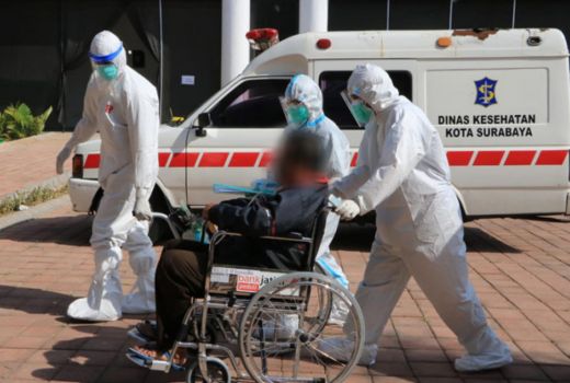 Relawan Sopir Ambulans Jalani Uji Kelayakan Sebelum Bertugas - GenPI.co JATIM