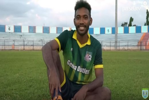 Cerita Ibrahim Musa Kosepa, Bersyukur Gabung Persela - GenPI.co JATIM