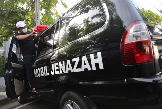 14 Mobil Dinas Pemkot Surabaya Alih Fungsi jadi Ambulans Jenazah - GenPI.co JATIM