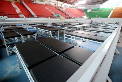 RS Darurat GOR Indoor GBT Siap Dibuka, Berikut Kriteria Pasiennya - GenPI.co JATIM