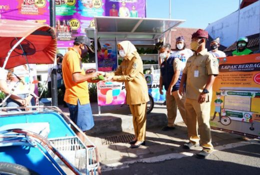 Komunitas Artos Kembang Langit Buka Lapak, Ternyata ini Tujuannya - GenPI.co JATIM