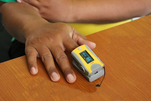 Awas Jangan Salah Beli, Pastikan Oximeter Asli - GenPI.co JATIM