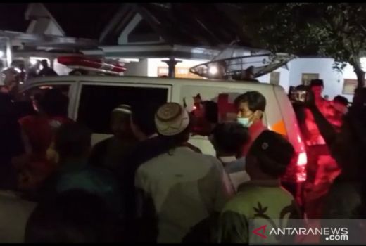 Akhirnya! Polisi Tangkap Perusak Ambulans di Jember - GenPI.co JATIM