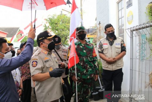 Jember Kibarkan Bendera Merah, Kenapa Ya? - GenPI.co JATIM