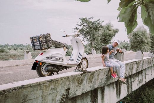 Vespa Langka Crazy Rich Surabaya Tiba, Harganya Rp 1 M - GenPI.co JATIM