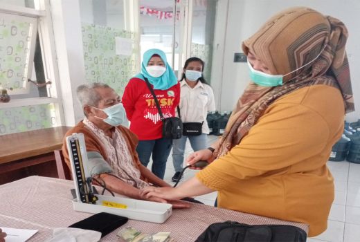 Curhat Kakek 72 Tahun Sebatang Kara, Ingin Tinggal di Griya Werda - GenPI.co JATIM