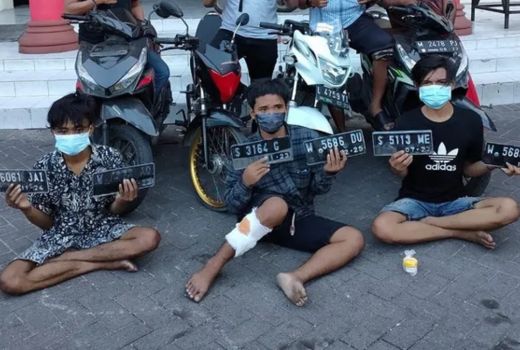 Pemuda Surabaya Membahayakan saat Ditangkap, Lihat Akibatnya - GenPI.co JATIM