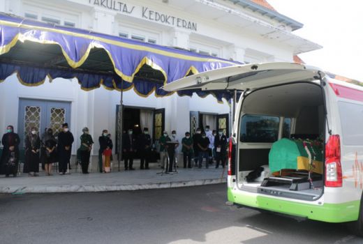 Kabar Duka Dosen FK Unair Meninggal Dunia, Long Covid-19 - GenPI.co JATIM