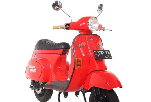 Crazy Rich Surabaya Tawar Vespa Corsa Elettrico Rp 108 Juta Lebih - GenPI.co JATIM
