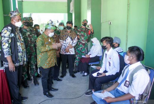 Situbondo Mulai Gelar Pembelajaran Tatap Muka untuk SMA/SMK - GenPI.co JATIM