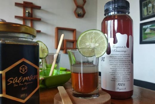 Saeman, Madu Lokal Asli Lumajang Produk Hutan Klakah - GenPI.co JATIM