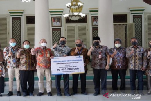 Taspen Gerojok Bantuan, Wirausaha Senang Bukan Main - GenPI.co JATIM