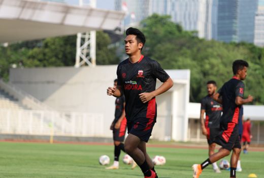 Libur Latihan, Pemain Madura United Kumpul Bareng Keluarga - GenPI.co JATIM