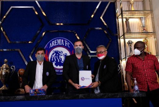 Pelatih Arema Yakin Sergio Segera Siap Halau Striker Lawan - GenPI.co JATIM