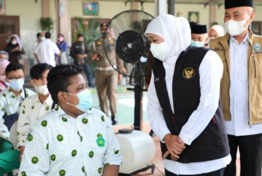 PTM Bakal Digelar, Khofifah Minta Vaksin ke Kemenkes - GenPI.co JATIM