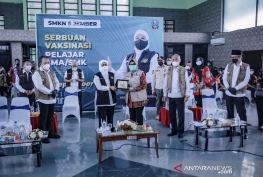 Gubernur Khofifah: PTM Secara Bertahap Sudah Dapat Dilaksanakan - GenPI.co JATIM