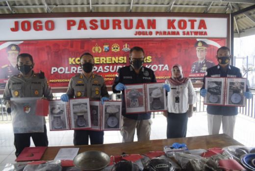Polisi Tetapkan 4 Tersangka Ledakan Bom Ikan di Pasuruan - GenPI.co JATIM