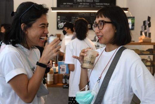 Menikmati Kopi Ala Tetangga, Mampir Ke Sini - GenPI.co JATIM