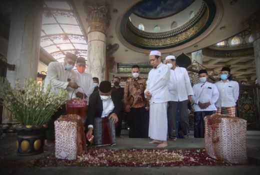 Presiden PKS Ungkap Alasan Syaikhona Kholil Harus jadi Pahlawan - GenPI.co JATIM