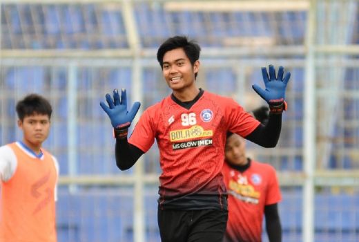 Tambah Jam Terbang, Kiper Muda Arema FC Pergi ke Rans Cilegon FC - GenPI.co JATIM