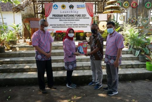 Untag Surabaya Buat Program Matching Fund 2021, Warga Antusias - GenPI.co JATIM