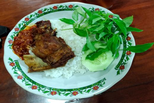 Bebek Palapa Bringin, Empuk, Gurih, Bikin Ngiler - GenPI.co JATIM