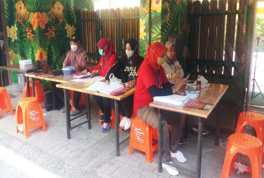 Pemkot Surabaya Sediakan Vaksinasi Bagi Pengunjung KBS - GenPI.co JATIM