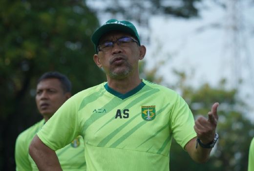 Lini Belakang Persebaya Disorot, Jadi Paling Banyak Kebobolan - GenPI.co JATIM