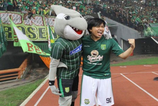 Joshua Suherman Kritik Performa Persebaya - GenPI.co JATIM
