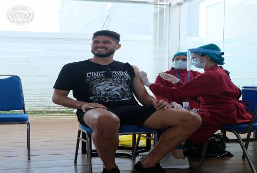 Jelang Seri 2, Arema FC Vaksin Tifoid - GenPI.co JATIM