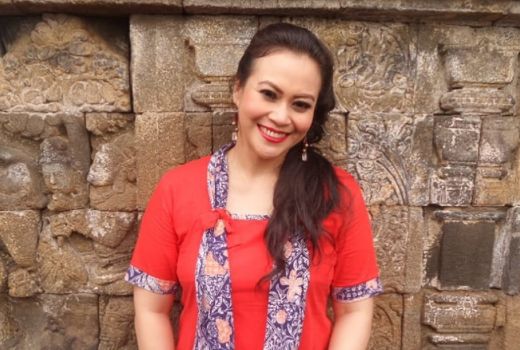 Tips Zoya Amirin Dasyat Banget Bikin Hubungan Ranjang Makin Hot - GenPI.co JATIM