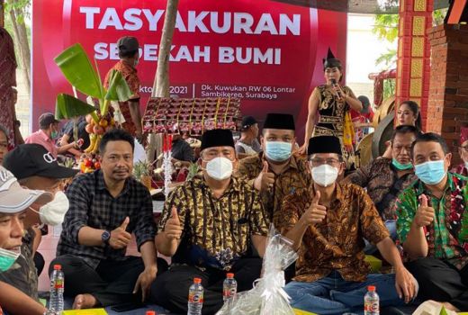 Warga Babatan Surabaya Gelar Sedekah Bumi, Ketua DPRD: Rasa Syuku - GenPI.co JATIM