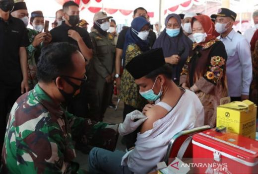 Risma ke Bangkalan Jalankan Tugas dari Presiden Jokowi - GenPI.co JATIM