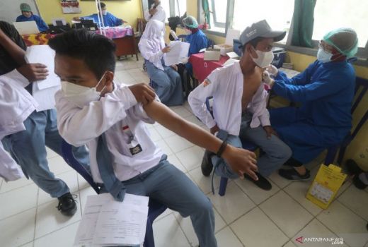 OMG! 3 Siswa di Kota Kediri Diketahui Positif Covid-19 - GenPI.co JATIM