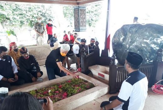 Ditanya Survei Pilpres, Ganjar Pranowo Jawab Begini - GenPI.co JATIM