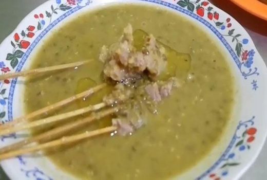 Gulai Kambing Aba Hory, Kuliner Kaki 5, Rasa Bintang 5 - GenPI.co JATIM