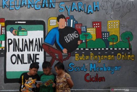 LBH Surabaya Ungkap Data Mengejutkan Soal Pinjol Selama 2021 - GenPI.co JATIM