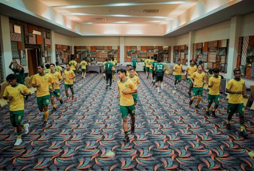 Persebaya Geser Yogyakarta, Geber Latihan di Hotel - GenPI.co JATIM