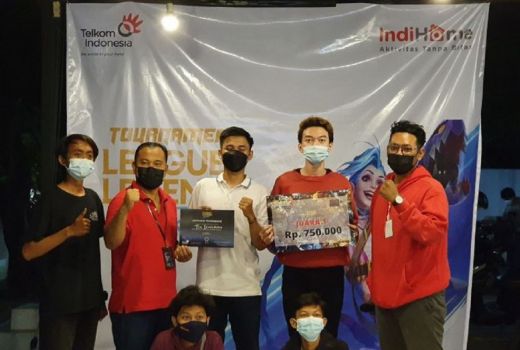 Telkom dan Komunitas Gim Beri Ruang Atlet E-sport Surabaya - GenPI.co JATIM