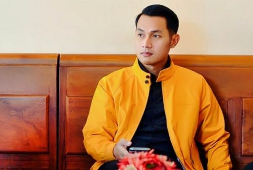 Bupati Tuban Masih Muda, Ganteng dan Masih Jomblo Loh - GenPI.co JATIM