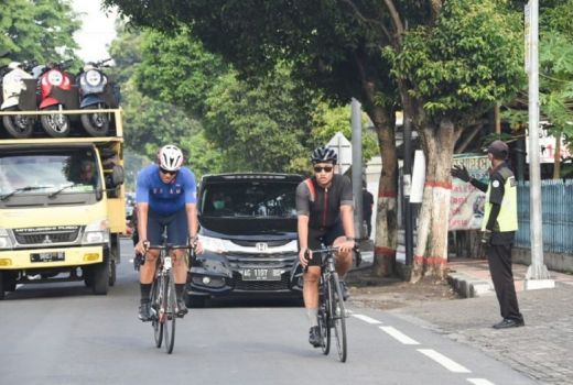 Gaya Wali Kota Kediri Berkunjung ke Pendopo Blitar Kece Banget - GenPI.co JATIM