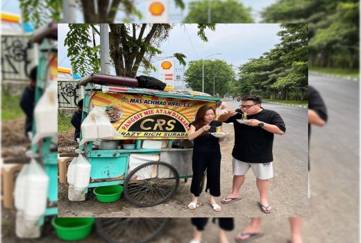 Berkah Pedagang Mi Ayam Jakarta Usai Diborong Crazy Rich Surabaya - GenPI.co JATIM